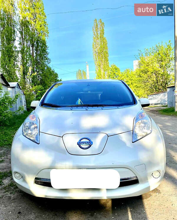Хэтчбек Nissan Leaf 2016 в Львове фото 3 Хэтчбек Nissan Leaf 2016 в Львове