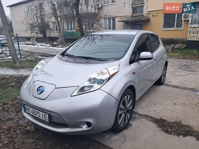 Nissan Leaf 2015
