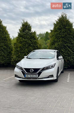 Хэтчбек Nissan Leaf 2018 в 