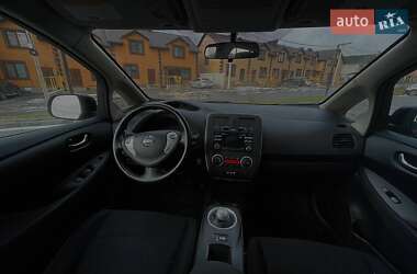 Хэтчбек Nissan Leaf 2014 в 