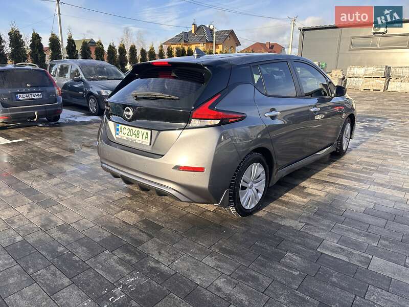 Хетчбек Nissan Leaf 2023 в Луцьку