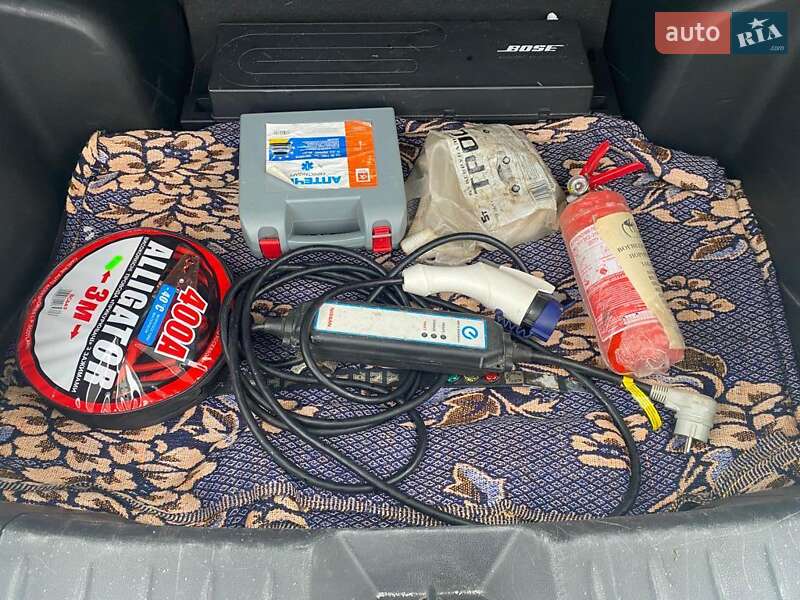 Хэтчбек Nissan Leaf 2014 в Локачах