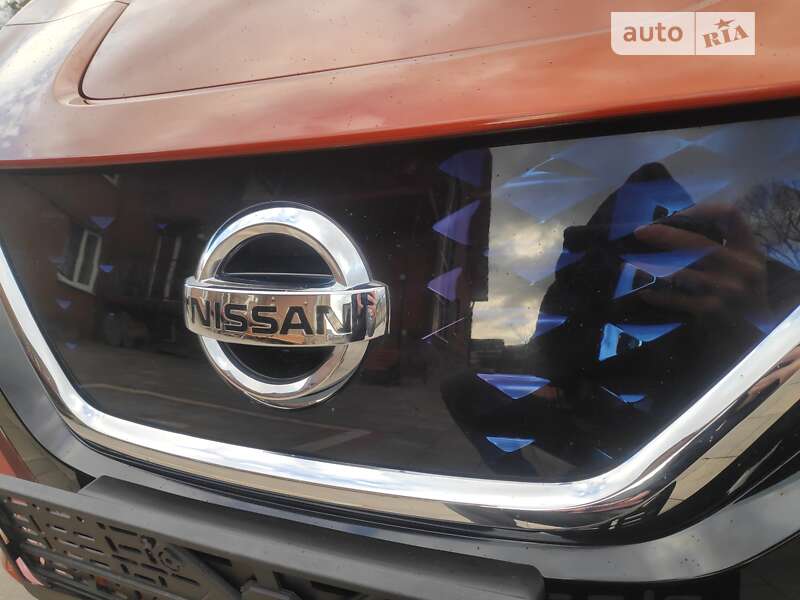 Хэтчбек Nissan Leaf 2022 в Долине