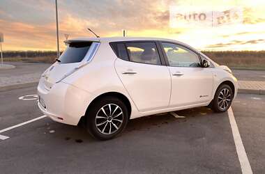 Хэтчбек Nissan Leaf 2013 в Виннице