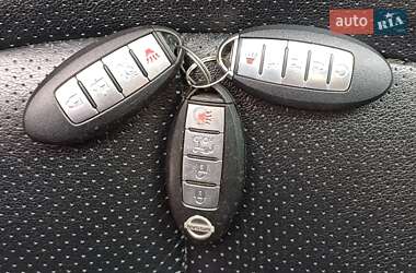 Хэтчбек Nissan Leaf 2013 в Черкассах
