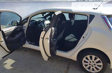 Хэтчбек Nissan Leaf 2013 в Киеве