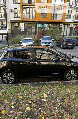 Хетчбек Nissan Leaf 2014 в Вінниці