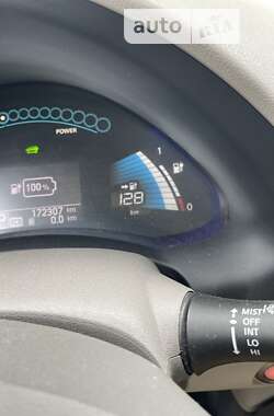 Хетчбек Nissan Leaf 2014 в Києві