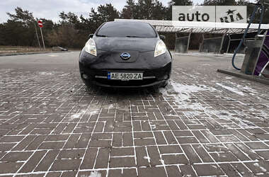 Хэтчбек Nissan Leaf 2013 в Днепре