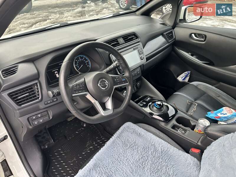 Хетчбек Nissan Leaf 2017 в Харкові фото 8 Хетчбек Nissan Leaf 2017 в Харкові