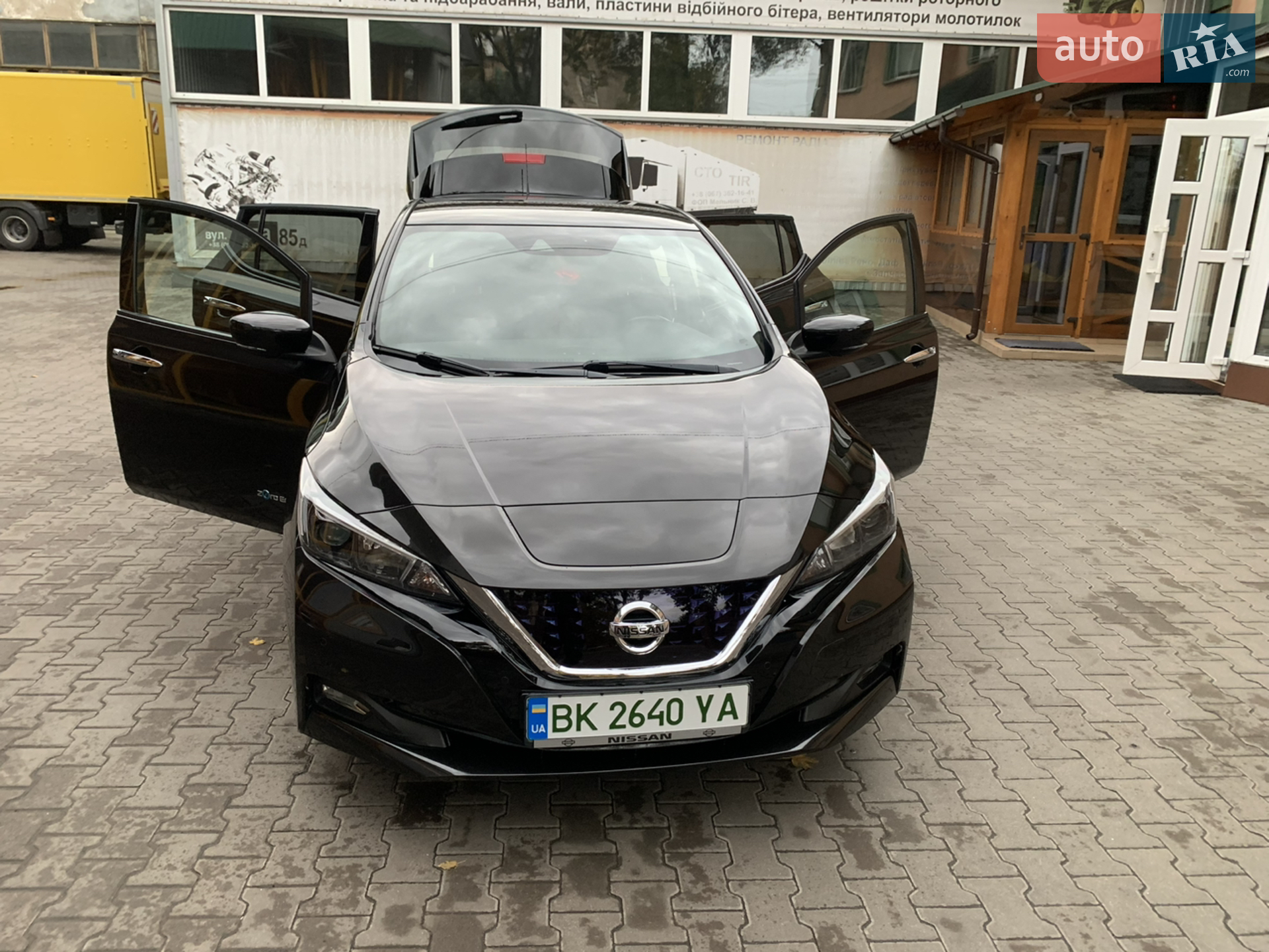 2018 Nissan Leaf - фото 1
