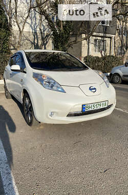 Хетчбек Nissan Leaf 2014 в Одесі