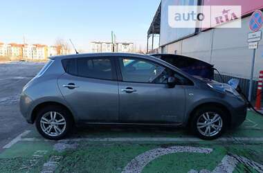 Хэтчбек Nissan Leaf 2014 в Здолбунове