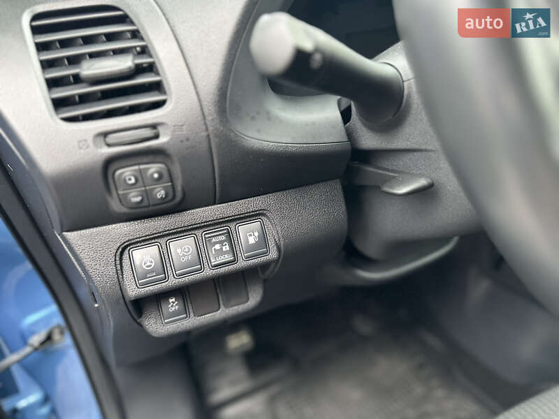 Хетчбек Nissan Leaf 2014 в Вінниці фото 15 Хетчбек Nissan Leaf 2014 в Вінниці
