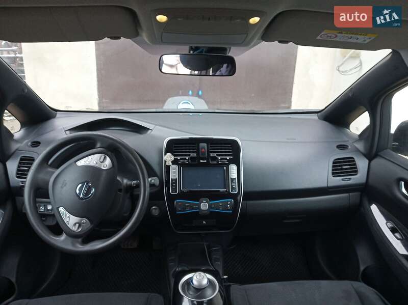 Хэтчбек Nissan Leaf 2014 в Львове фото 7 Хэтчбек Nissan Leaf 2014 в Львове