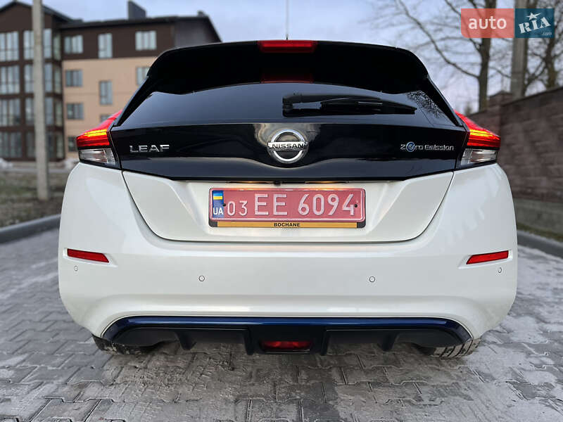 Хэтчбек Nissan Leaf 2018 в Ровно