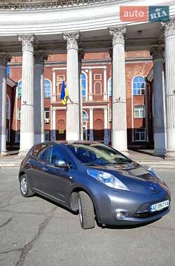 Хетчбек Nissan Leaf 2013 в Кривому Розі