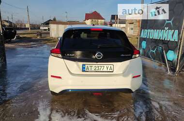 Хетчбек Nissan Leaf 2018 в Івано-Франківську