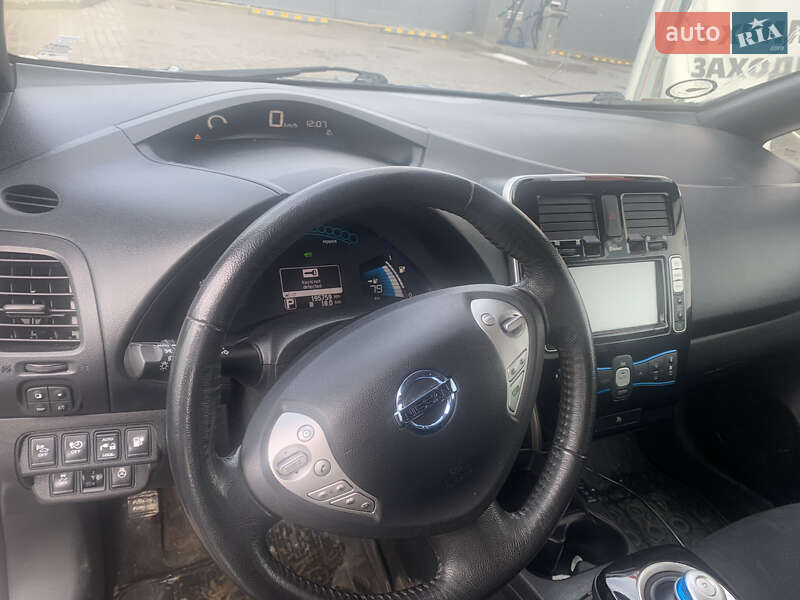 Хетчбек Nissan Leaf 2014 в Здолбуніві