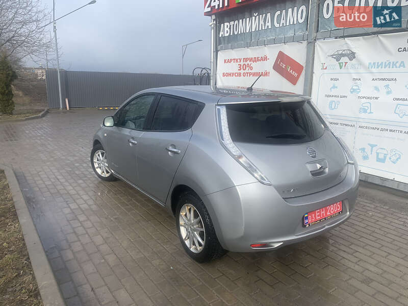 Хетчбек Nissan Leaf 2014 в Здолбуніві