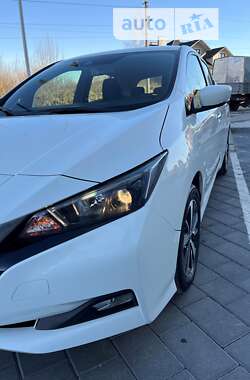 Хэтчбек Nissan Leaf 2018 в Трускавце