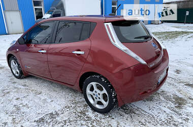 Хэтчбек Nissan Leaf 2012 в Сумах