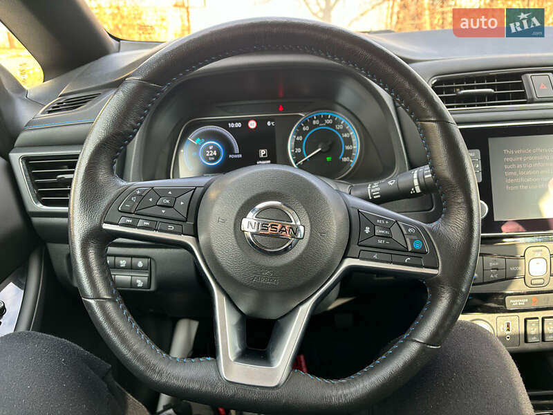 Хэтчбек Nissan Leaf 2019 в Тернополе