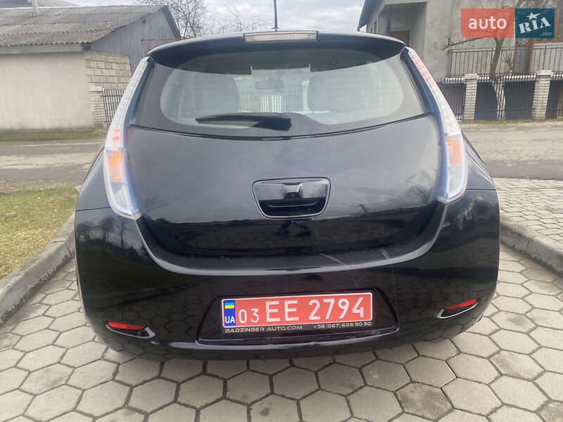 Хетчбек Nissan Leaf 2012 в Івано-Франківську