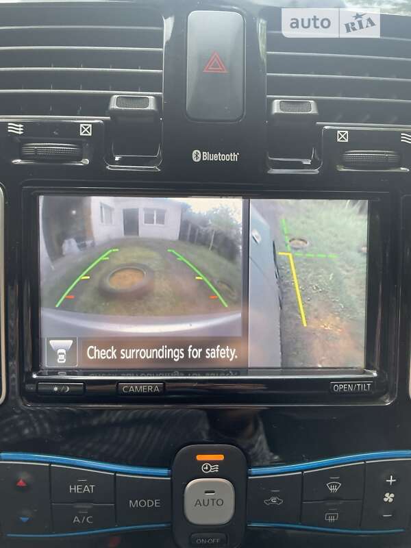 Хетчбек Nissan Leaf 2013 в Вінниці