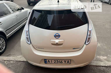 Хетчбек Nissan Leaf 2012 в Вишгороді