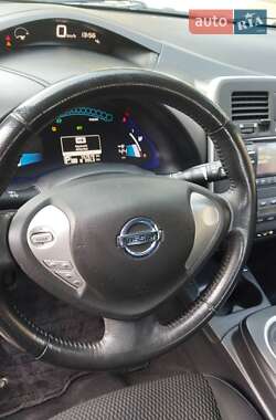 Хетчбек Nissan Leaf 2013 в Харкові