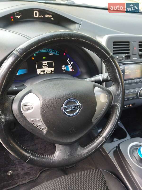 Хетчбек Nissan Leaf 2013 в Харкові