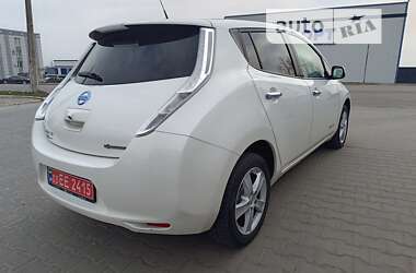 Хэтчбек Nissan Leaf 2016 в Ровно