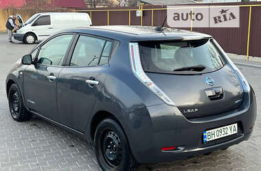 Хэтчбек Nissan Leaf 2013 в Одессе