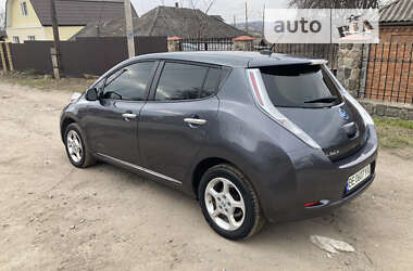 Хэтчбек Nissan Leaf 2013 в Первомайске