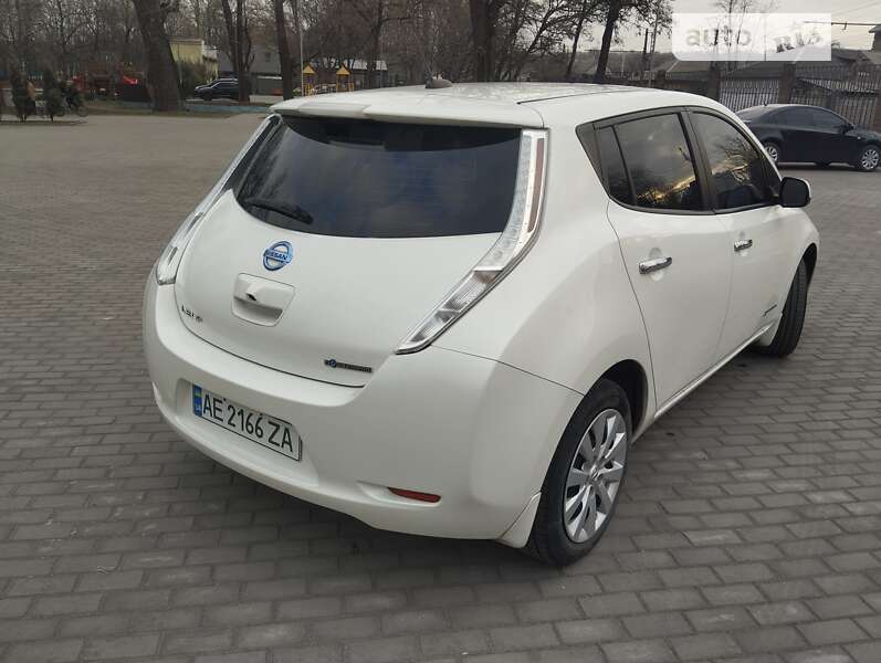 Хетчбек Nissan Leaf 2016 в Кам'янському фото 4 Хетчбек Nissan Leaf 2016 в Кам'янському