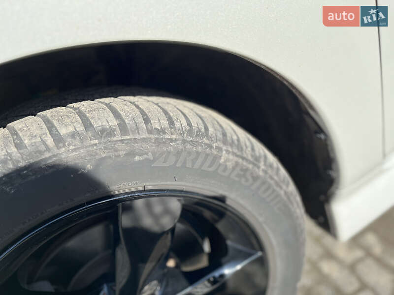 Хетчбек Nissan Leaf 2018 в Луцьку