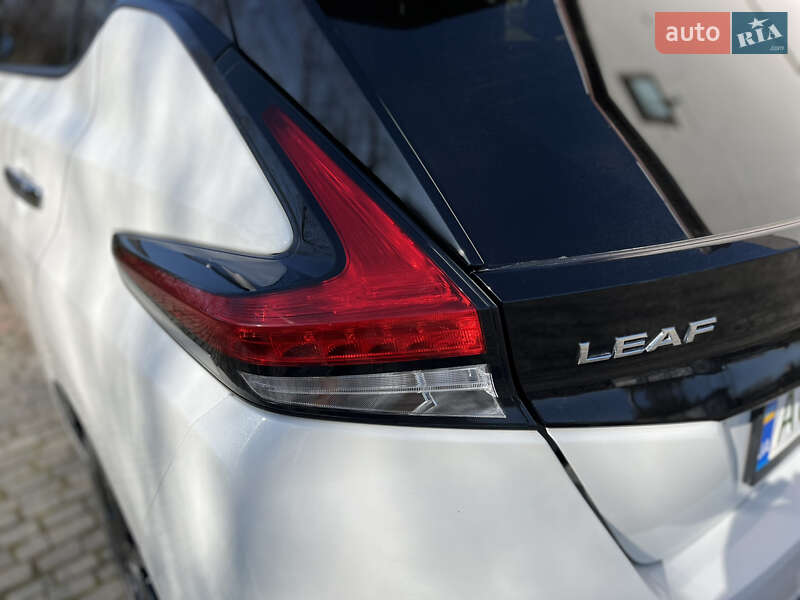 Хетчбек Nissan Leaf 2018 в Луцьку