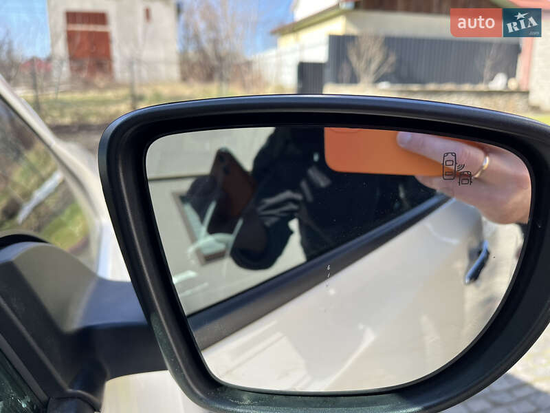 Хетчбек Nissan Leaf 2018 в Луцьку