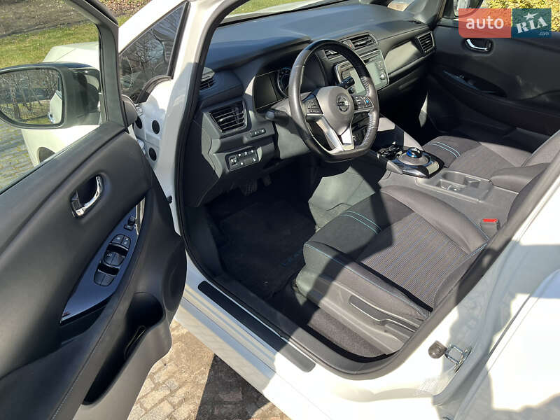 Хетчбек Nissan Leaf 2018 в Луцьку