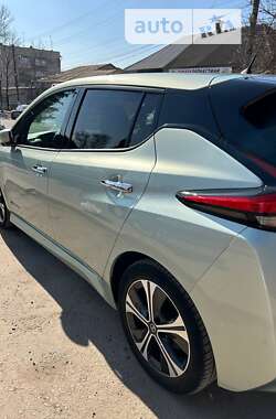 Хетчбек Nissan Leaf 2018 в Одесі