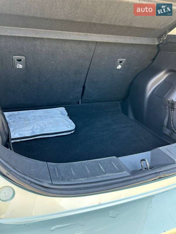 Хетчбек Nissan Leaf 2018 в Одесі