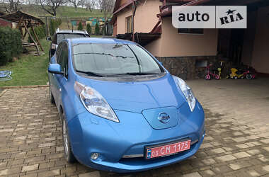 Хэтчбек Nissan Leaf 2013 в Иршаве