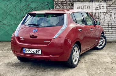 Хетчбек Nissan Leaf 2011 в Одесі
