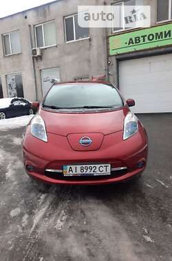 Хэтчбек Nissan Leaf 2013 в Вышгороде