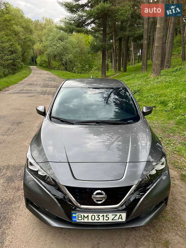 Хэтчбек Nissan Leaf 2018 в Сумах
