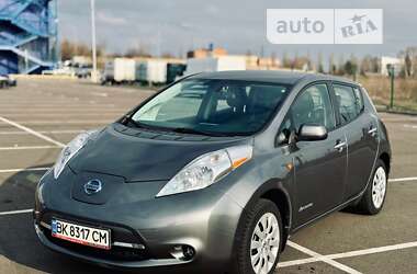 Хэтчбек Nissan Leaf 2017 в Ровно