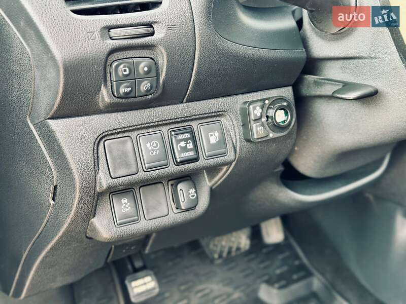 Хэтчбек Nissan Leaf 2017 в Ровно