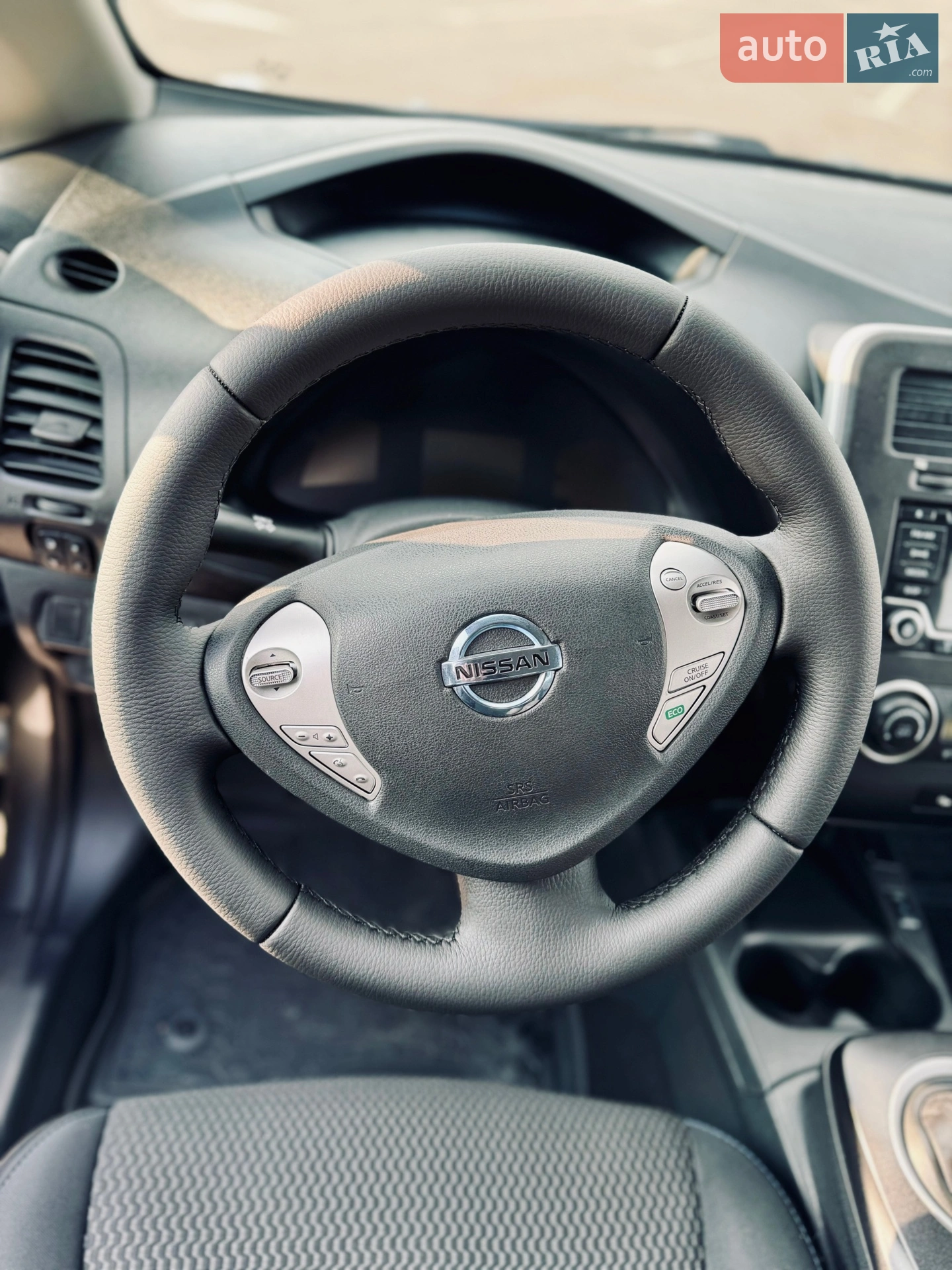 2017 Nissan Leaf - мініатюра 13