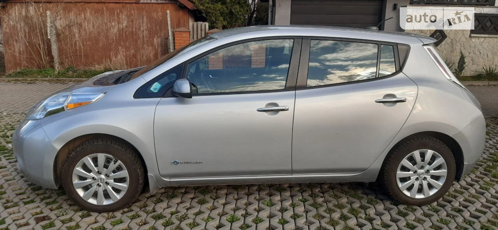 2015 Nissan Leaf - мініатюра 10